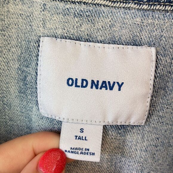 Old Navy Distressed Ripped Denim Jacket- Light Wash Jean - Picture 4 of 10